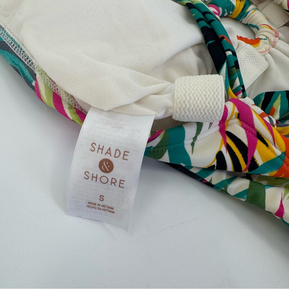 Shade & Shore Tropical Print Plunge Ring Detail One Piece Swimsuit Size Small - Picture 7 of 7
